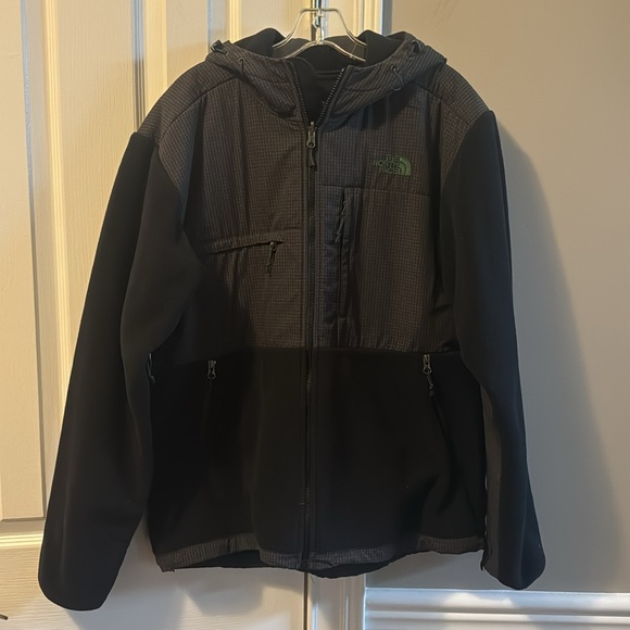 Men’s Black The North Face Jacket, Size Large - Picture 8 of 8